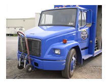 FREIGHTLINER GENNY LIGHT BEER TRUCK